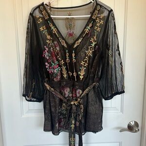 Hayward Francies Embroidered Peasant Blouse-Size XL/XXL